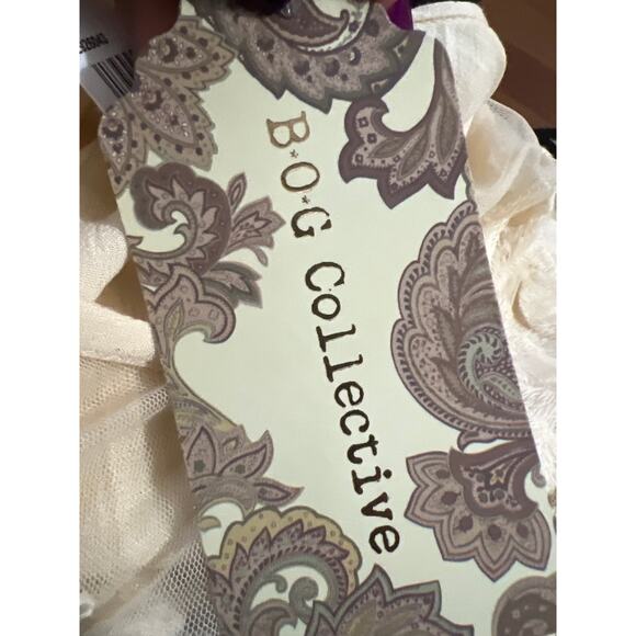 Vinatge B.O.G. Womens Viscose Embroidery Hi Cut Women Bodysuit Ivory Size Small - Picture 9 of 11